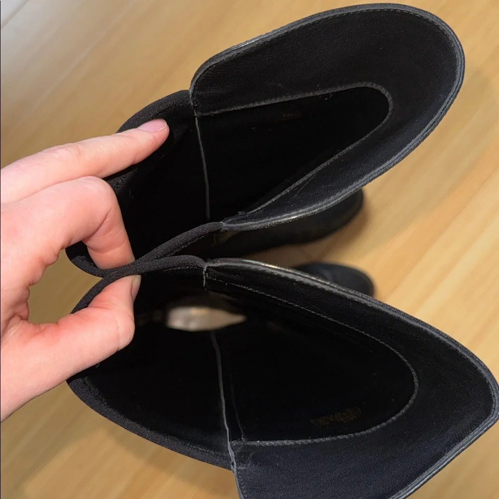 Stuart Weitzman City Boots in black size 7